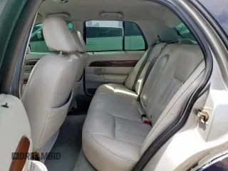 2004 Mercury Grand Marquis GS z VIN 2MEFM74W64X603871, wystawiony jako Copart lot #56545655 z przebiegiem 206 427 mil mil oraz Szkoda całkowita • Salvage title. Historia ofert i sprzedaży dostępna na DreamBid. Obrazek 10.