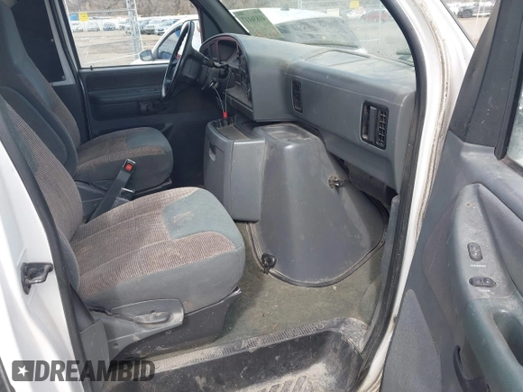 1995 Ford Econoline Cargo with VIN 1FTFE24H2SHA79067, listed as a IAAI auction lot 41836117 with 183,855 mi miles and . Bid and sale history available at DreamBid. Image 5.