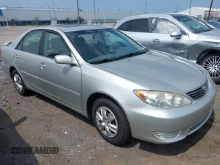 2005 Toyota Camry STD с VIN 4T1BE32K85U004030, выставлен на аукционе IAAI как лот 42755556 с пробегом 212 658 миль миль и . История ставок и продаж доступна на DreamBid. Изображение 1.