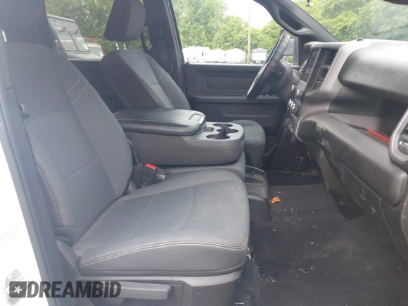 2024 Ram 2500 Tradesman with VIN 3C6UR5HJ8RG288173, listed as a IAAI auction lot 42290610 with 5,757 mi miles and . Bid and sale history available at DreamBid. Image 5.