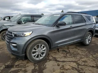 2024 Ford Explorer XLT with VIN 1FMSK8DH0RGA16880, listed as a Copart auction lot 43698245 with 5,783 mi miles and Clean Title. Bid and sale history available at carsss.com. Image 1.