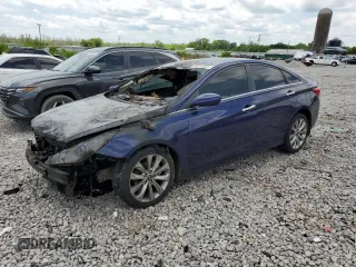 2012 Hyundai Sonata Limited with VIN 5NPEC4AB3CH425675, listed as a Copart auction lot 56208204 with Not Provided miles and Non Repairable. Bid and sale history available at carsss.com. Image 1.