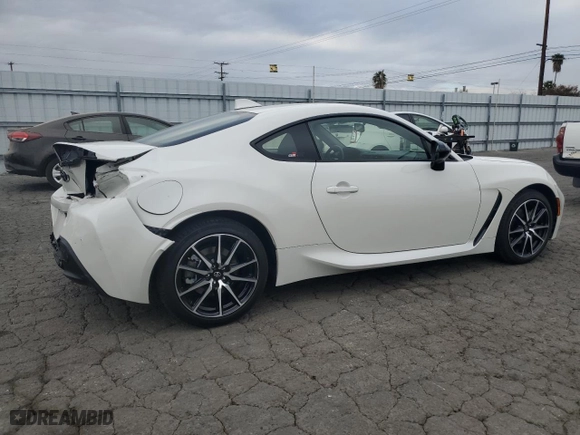2024 Toyota GR86 with VIN JF1ZNBB10R9754699, listed as a Copart auction lot 84307534 with 2,078 mi miles and Salvage Title. Bid and sale history available at carsss.com. Image 3.