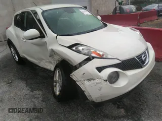 2014 Nissan Juke SL with VIN JN8AF5MV8ET482510, listed as a IAAI auction lot 39213468 with 1 mi miles. Bid and sale history available at carsss.com. Image 1.