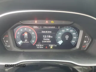 2023 Audi Q3 S line Premium z VIN WA1DECF33P1124378, wystawiony jako Copart lot #50222965 z przebiegiem 37 618 mil mil oraz Szkody całkowita. Historia ofert i sprzedaży dostępna na DreamBid. Obrazek 9.