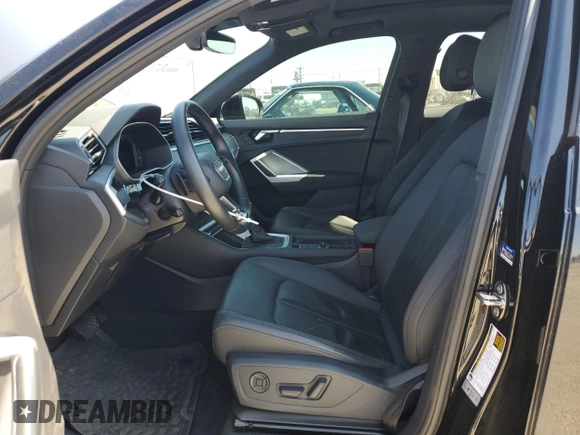 2022 Audi Q3 S line Premium z VIN WA1DECF38N1148303, wystawiony jako Copart lot #57600735 z przebiegiem 25 157 mil mil oraz Szkoda całkowita • Salvage title. Historia ofert i sprzedaży dostępna na DreamBid. Obrazek 7.