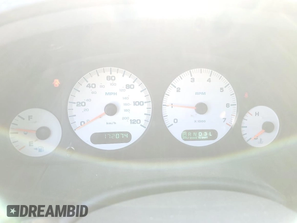 2004 Dodge Caravan SE with VIN 1D4GP24R24B602832, listed as a Copart auction lot 65915485 with 172,074 mi miles and Salvage title. Bid and sale history available at DreamBid. Image 9.