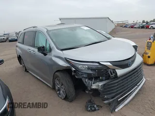 2024 Toyota Sienna XLE with VIN 5TDYRKEC3RS193861, listed as a IAAI auction lot 41567890 with 18,630 mi miles. Bid and sale history available at carsss.com. Image 1.