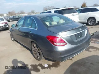 2018 Mercedes-Benz C 300 z VIN 55SWF4JB5JU241893, wystawiony jako IAAI lot #41458779 z przebiegiem 84 238 mil mil oraz . Historia ofert i sprzedaży dostępna na DreamBid. Obrazek 3.