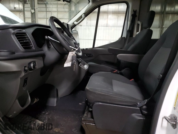 2022 Ford Transit Passenger XL z VIN 1FBAX2C82NKA78986, wystawiony jako Copart lot #42490795 z przebiegiem 63 246 mil mil oraz Czysty tytuł • Clean title. Historia ofert i sprzedaży dostępna na DreamBid. Obrazek 7.