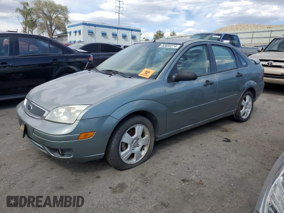 2005 Ford Focus S with VIN 1FAFP34N35W235922, listed as a Copart auction lot 54729854 with Not Provided miles and Salvage Title. Bid and sale history available at carsss.com. Image 1.