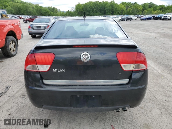 2010 Mercury Milan with VIN 3MEHM0HA4AR637476, listed as a Copart auction lot 57687715 with 114,894 mi miles and Salvage title. Bid and sale history available at DreamBid. Image 6.