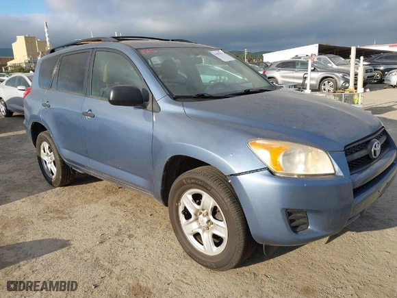 2011 Toyota RAV4 with VIN JTMZF4DV2B5032862, listed as a IAAI auction lot 41894072 with 224,494 mi miles. Bid and sale history available at carsss.com. Image 1.