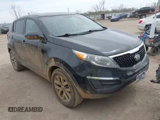2014 Kia Sportage LX with VIN KNDPB3AC2E7639983, listed as a IAAI auction lot 41755689 with 205,078 mi miles and . Bid and sale history available at carsss.com. Image 1.