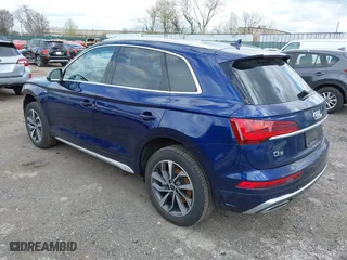 2024 Audi Q5 S line Premium Plus with VIN WA1EAAFY2R2018050, listed as a IAAI auction lot 41887903 with 15,685 mi miles. Bid and sale history available at carsss.com. Image 3.