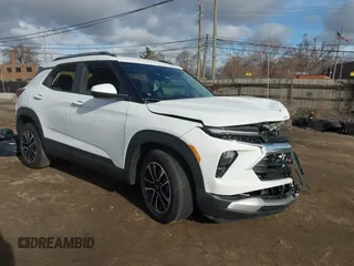 2024 Chevrolet TrailBlazer LT with VIN KL79MPSL2RB180818, listed as a IAAI auction lot 41870020 with 7,622 mi miles and . Bid and sale history available at DreamBid. Image 1.