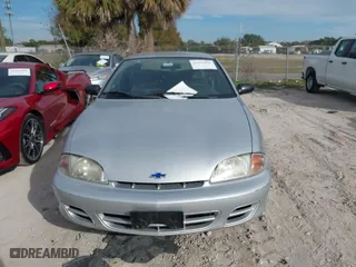 2000 Chevrolet Cavalier with VIN 1G1JC1241Y7112786, listed as a IAAI auction lot 41362690 with 280,225 mi miles. Bid and sale history available at carsss.com. Image 12.