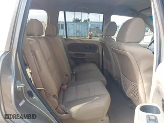 2008 Honda Pilot VP with VIN 5FNYF18228B005047, listed as a IAAI auction lot 41884691 with 260,166 mi miles. Bid and sale history available at carsss.com. Image 8.