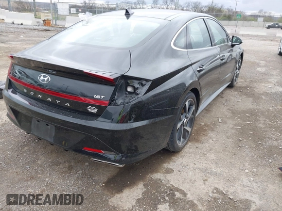 2021 Hyundai Sonata SEL Plus with VIN 5NPEJ4J21MH111126, listed as a IAAI auction lot 41833686 with 35,479 mi miles and . Bid and sale history available at DreamBid. Image 4.