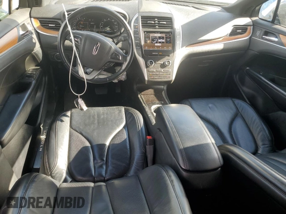 2019 Lincoln MKC Select with VIN 5LMCJ2C93KUL52056, listed as a Copart auction lot 85078844 with 68,863 mi miles and Salvage title. Bid and sale history available at DreamBid. Image 8.
