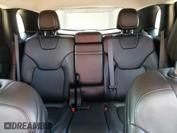 2015 Jeep Cherokee Limited z VIN 1C4PJMDS0FW727983, wystawiony jako Copart lot #57534065 z przebiegiem 144 390 mil mil oraz Czysty tytuł • Clean title. Historia ofert i sprzedaży dostępna na DreamBid. Obrazek 10.