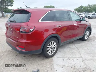 2020 Kia Sorento LX with VIN 5XYPG4A31LG686087, listed as a IAAI auction lot 41976544 with 111,158 mi miles and . Bid and sale history available at DreamBid. Image 4.