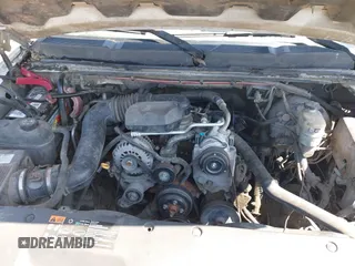 2008 Chevrolet Silverado 1500 Work Truck with VIN 1GCEC14X48Z102032, listed as a IAAI auction lot 41943346 with 398,280 mi miles. Bid and sale history available at carsss.com. Image 10.
