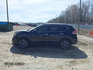 2016 Nissan Rogue SV with VIN KNMAT2MV8GP695049, listed as a IAAI auction lot 41826587 with 220,507 mi miles. Bid and sale history available at carsss.com. Image 14.