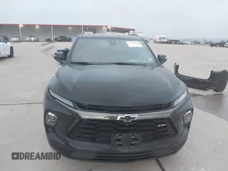 2024 Chevrolet Blazer RS с VIN 3GNKBERS6RS155475, выставлен на аукционе IAAI как лот 41529038 с пробегом 21 727 миль миль и . История ставок и продаж доступна на DreamBid. Изображение 13.