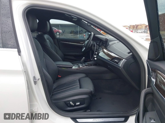 2019 BMW 5 Series 540i xDrive with VIN WBAJE7C50KWW11147, listed as a IAAI auction lot 42471644 with 44,144 mi miles and . Bid and sale history available at DreamBid. Image 5.