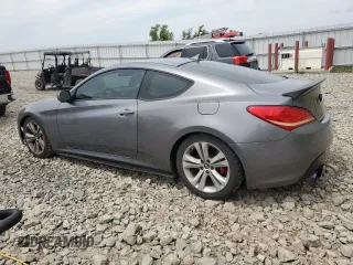 2010 Hyundai Genesis Coupe Premium with VIN KMHHT6KD7AU033984, listed as a Copart auction lot 64473465 with 95,512 mi miles and Clean title. Bid and sale history available at DreamBid. Image 2.