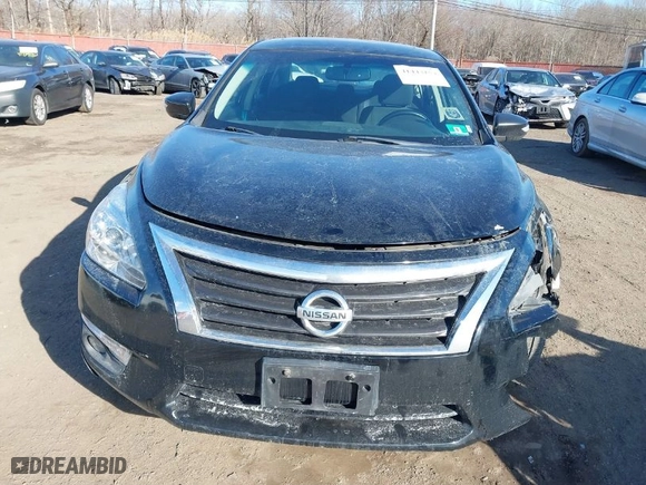 2014 Nissan Altima 2.5 S with VIN 1N4AL3AP7EC157688, listed as a IAAI auction lot 41443153 with NaN miles. Bid and sale history available at carsss.com. Image 18.