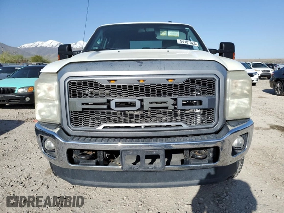 2015 Ford F-350 Platinum with VIN 1FT8W3BT1FEB69255, listed as a Copart auction lot 54107025 with 185,875 mi miles and Clean Title. Bid and sale history available at DreamBid. Image 5.