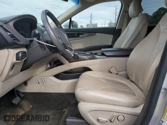 2017 Lincoln MKX Select with VIN 2LMPJ6KR5HBL19897, listed as a Copart auction lot 45290675 with 62,993 mi miles and Salvage Title. Bid and sale history available at carsss.com. Image 7.