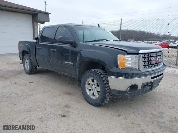 2011 GMC Sierra 1500 SLE with VIN 3GTP2VE35BG118553, listed as a IAAI auction lot 41374257 with 141,721 mi miles. Bid and sale history available at carsss.com. Image 1.