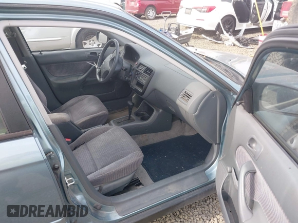 2000 Honda Civic VP z VIN 2HGEJ6618YH521482, wystawiony jako IAAI lot #41940776 z przebiegiem 77 745 mil mil oraz . Historia ofert i sprzedaży dostępna na DreamBid. Obrazek 5.