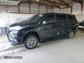 2023 Toyota Sienna LE z VIN 5TDKRKEC7PS163393, wystawiony jako Copart lot #52381055 z przebiegiem 36 644 mil mil oraz Szkoda całkowita • Salvage title. Historia ofert i sprzedaży dostępna na DreamBid. Obrazek 1.