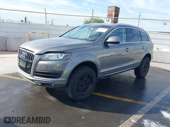 2012 Audi Q7 Premium Plus z VIN WA1LMAFEXCD005644, wystawiony jako IAAI lot #40593742 z przebiegiem 131 695 mil mil oraz . Historia ofert i sprzedaży dostępna na DreamBid. Obrazek 2.