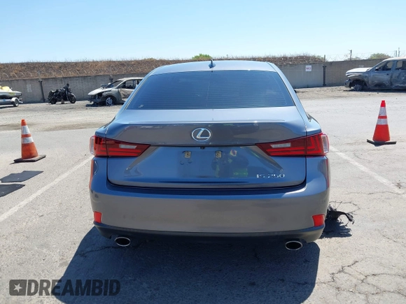 2014 Lexus IS 250 with VIN JTHBF1D21E5037009, listed as a IAAI auction lot 42555142 with 121,026 mi miles and . Bid and sale history available at DreamBid. Image 16.