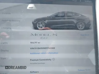 2014 Tesla Model S 60 z VIN 5YJSA1S16EFP40968, wystawiony jako IAAI lot #42331754 z przebiegiem 159 717 mil mil oraz . Historia ofert i sprzedaży dostępna na DreamBid. Obrazek 7.