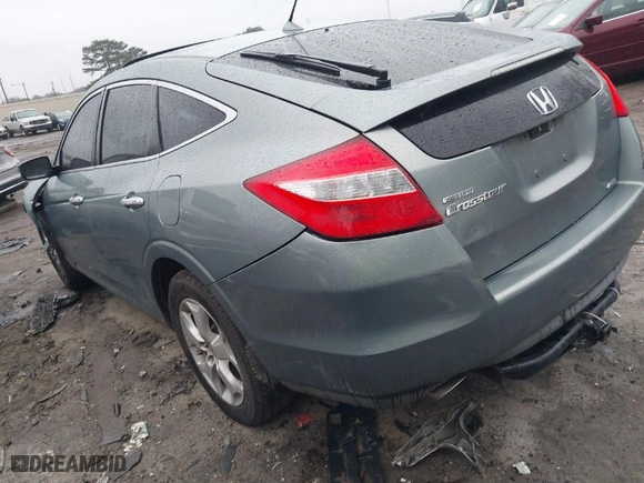 2010 Honda Accord Crosstour EX-L with VIN 5J6TF2H56AL002384, listed as a IAAI auction lot 41543799 with 201,961 mi miles. Bid and sale history available at carsss.com. Image 3.