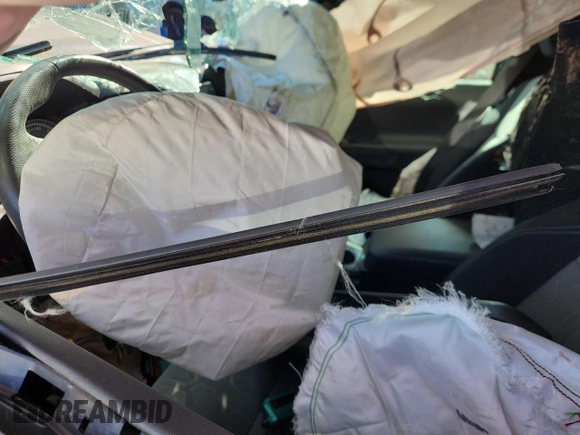 2021 Toyota Tacoma SR with VIN 3TMCZ5AN0MM437297, listed as a Copart auction lot 60737225 with Not provided miles and Salvage title. Bid and sale history available at DreamBid. Image 7.