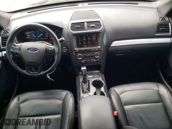 2017 Ford Explorer XLT z VIN 1FM5K8D88HGA60086, wystawiony jako Copart lot #60874065 z przebiegiem 89 286 mil mil oraz Szkoda całkowita • Salvage title. Historia ofert i sprzedaży dostępna na DreamBid. Obrazek 8.