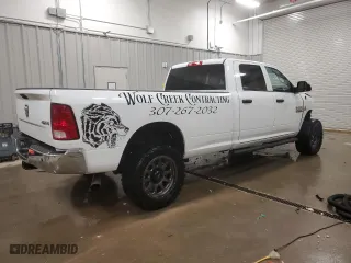 2018 Ram 2500 Tradesman with VIN 3C6UR5HL1JG390078, listed as a Copart auction lot 89146605 with 151,946 mi miles and Salvage Title. Bid and sale history available at carsss.com. Image 3.