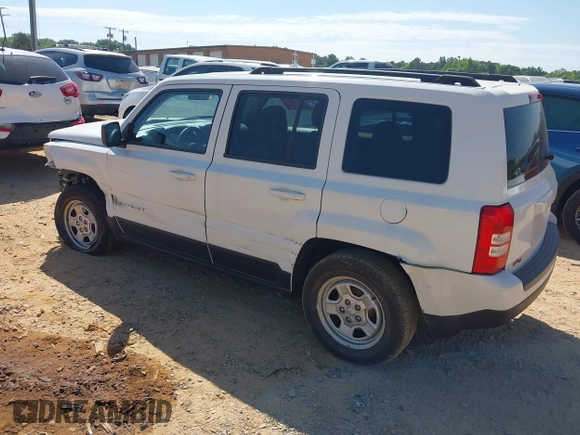 2014 Jeep Patriot Sport z VIN 1C4NJPBB2ED785423, wystawiony jako IAAI lot #42176791 z przebiegiem 117 208 mil mil oraz . Historia ofert i sprzedaży dostępna na DreamBid. Obrazek 3.
