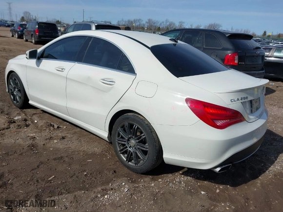 2015 Mercedes-Benz CLA-Class CLA 250 with VIN WDDSJ4EB2FN190179, listed as a IAAI auction lot 41780762 with 138,923 mi miles. Bid and sale history available at carsss.com. Image 3.