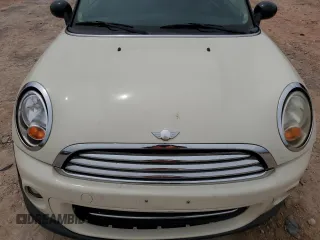 2011 MINI Hardtop z VIN WMWSU3C52BT094094, wystawiony jako Copart lot #55634655 z przebiegiem 104 123 mil mil oraz Szkody całkowita. Historia ofert i sprzedaży dostępna na DreamBid. Obrazek 11.