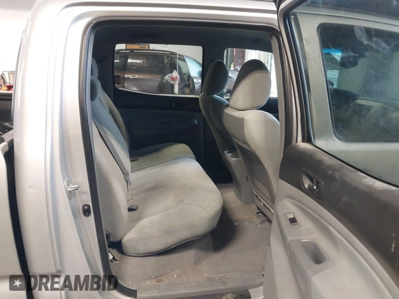 2011 Toyota Tacoma with VIN 3TMMU4FN1BM031502, listed as a IAAI auction lot 41333647 with 151,373 mi miles and . Bid and sale history available at DreamBid. Image 8.