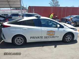2020 Toyota Prius LE with VIN JTDKARFP6L3159932, listed as a IAAI auction lot 42714958 with 157,110 mi miles and . Bid and sale history available at DreamBid. Image 13.