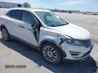 2017 Lincoln MKC Reserve with VIN 5LMTJ3DH6HUL13417, listed as a IAAI auction lot 42231525 with 150,762 mi miles and . Bid and sale history available at DreamBid. Image 6.